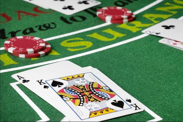 Kartu fitur ungu untuk halaman ceri777